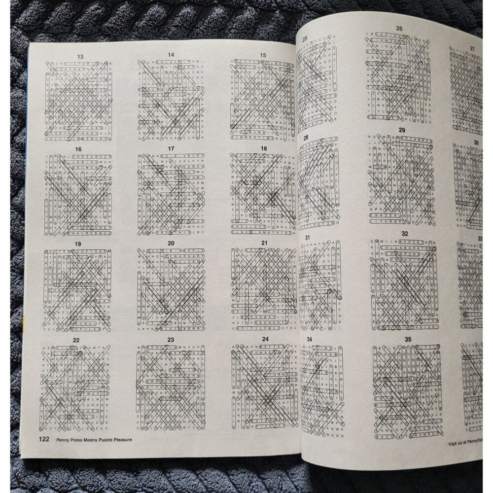 2024 Taylor Swift Special Edition Word Seek Puzzle Book & People Magazine - Picture 5 of 9